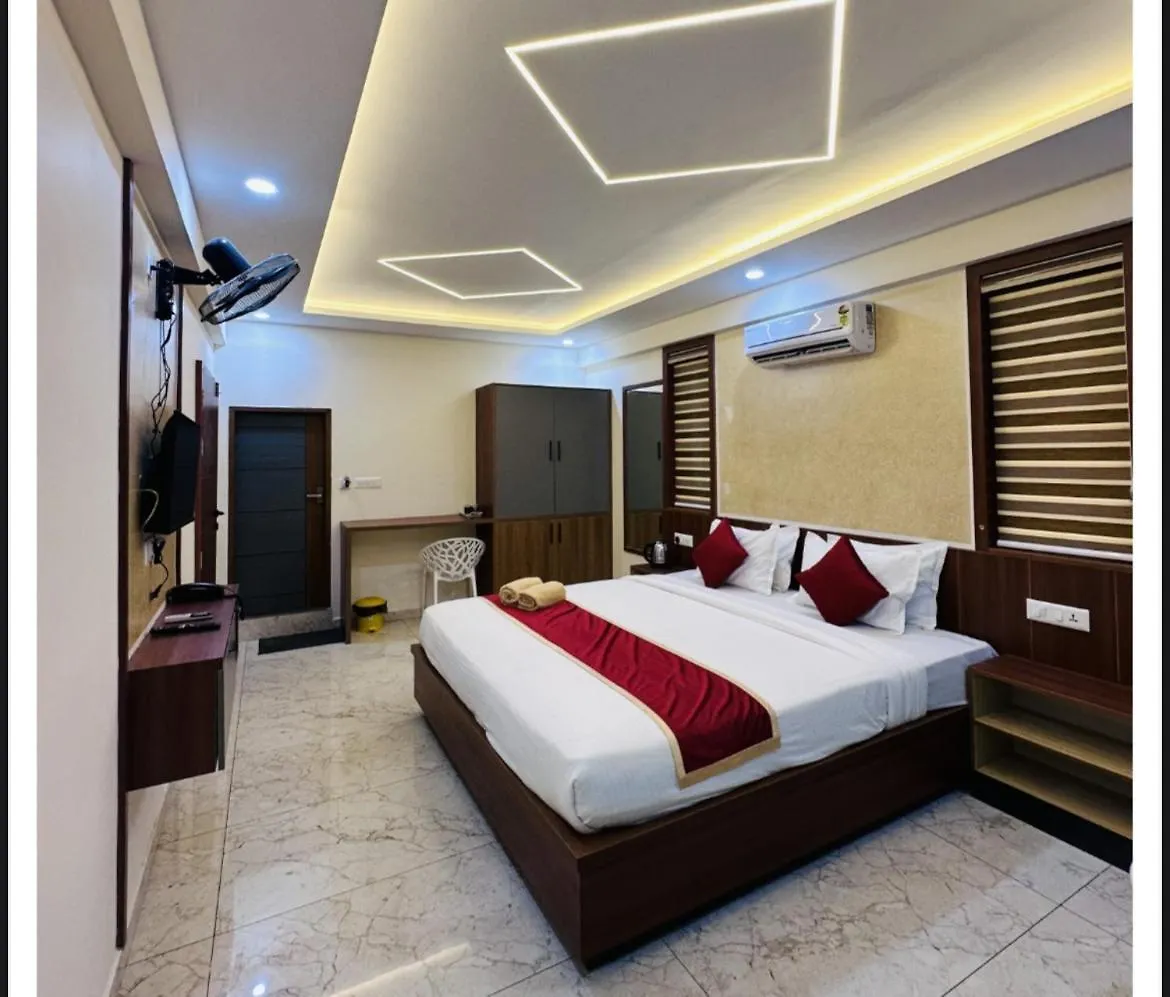 Sara Archid Hotel Kommeri 2*,